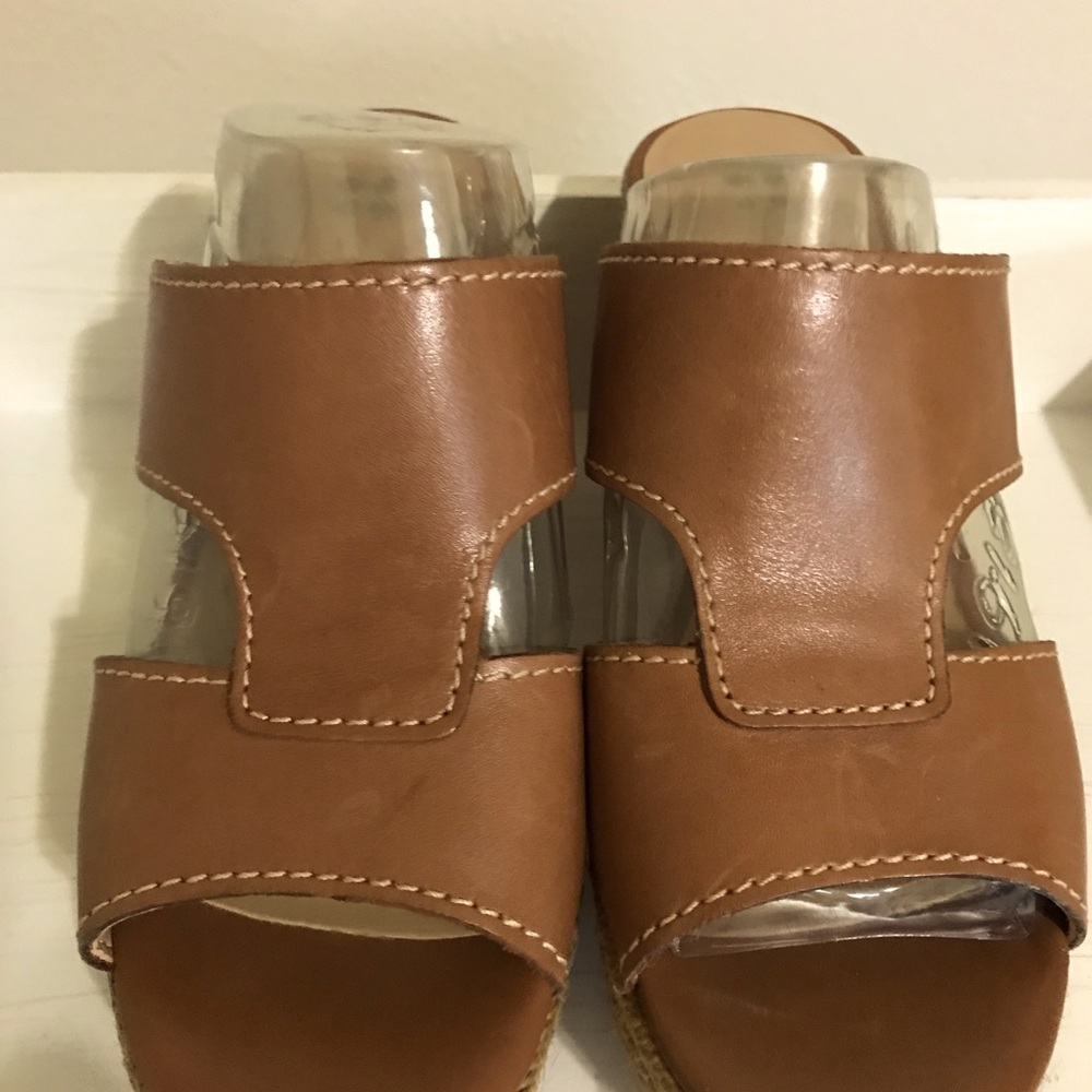New Naturalizer Heels Size 6M